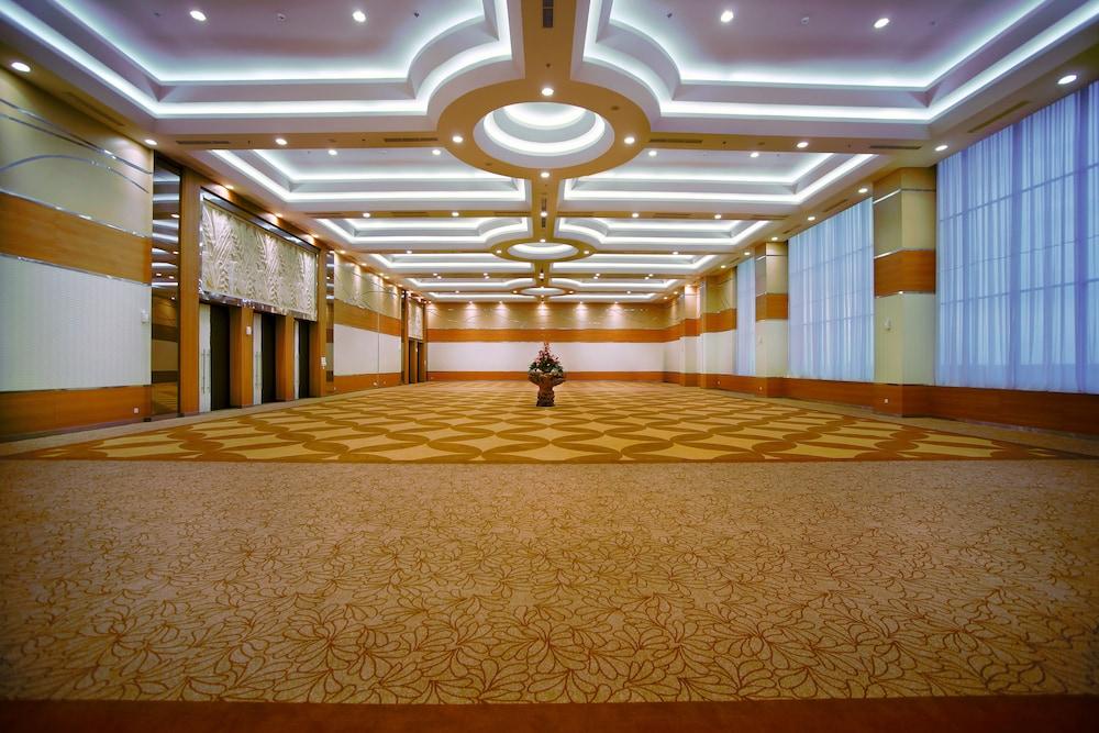 アトリア ホテル マゲラン エクステリア 写真